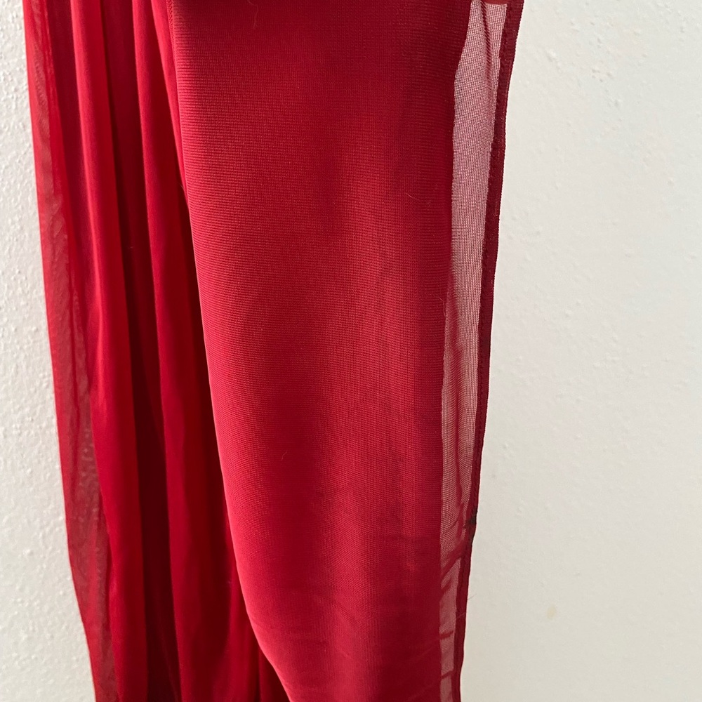 David’s bridal red bridesmaid dress - Picture 7 of 7